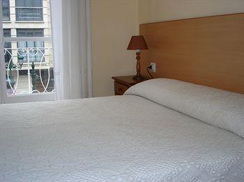 Hotel Pio V Vigo Esterno foto