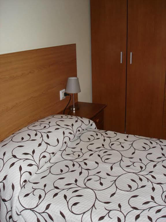 Hotel Pio V Vigo Esterno foto