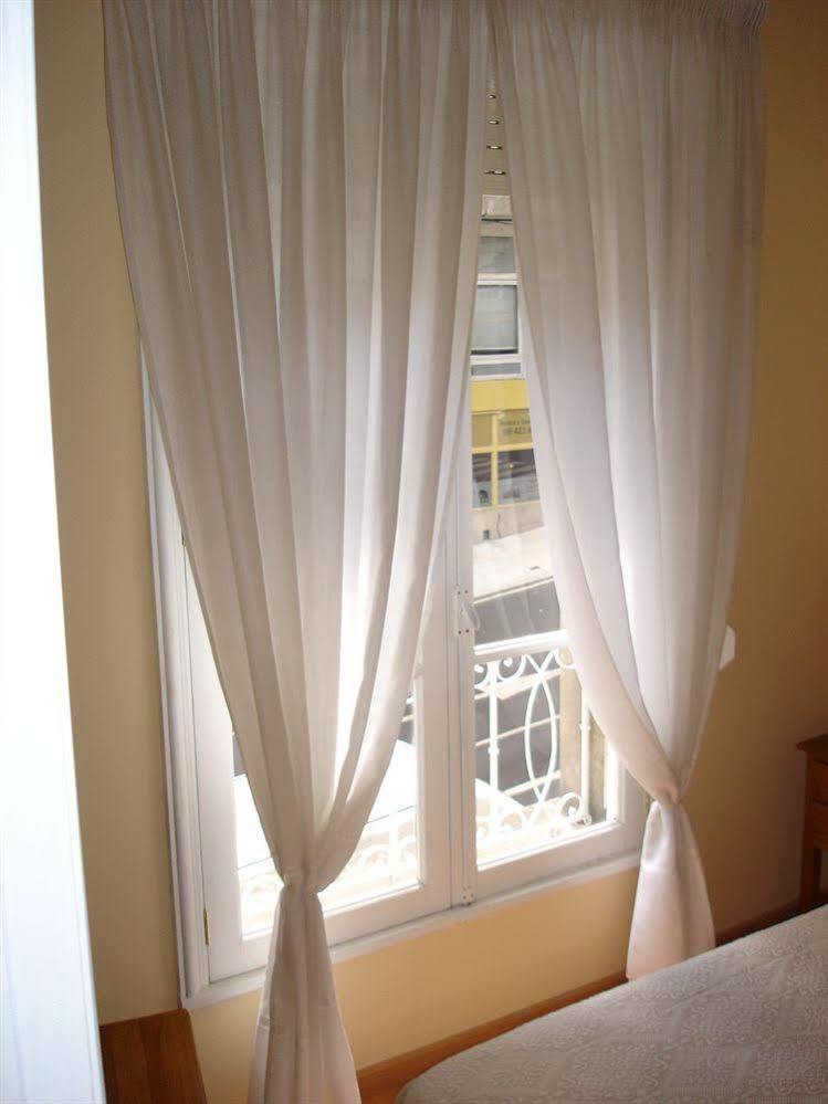 Hotel Pio V Vigo Esterno foto